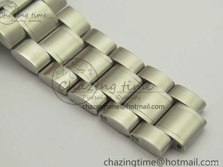 1219 WellDesigned Speedmaster Moonwatch OMF 1:1 Best Edition Black Dial SS Hand on SS Bracelet A 8043